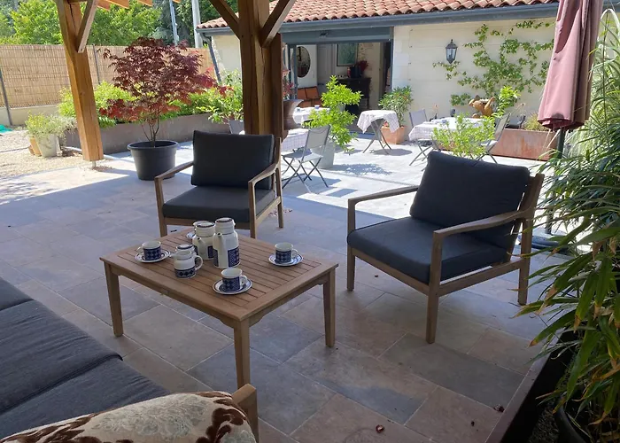 La Maison Du Parc 47 펜션 퓨멜